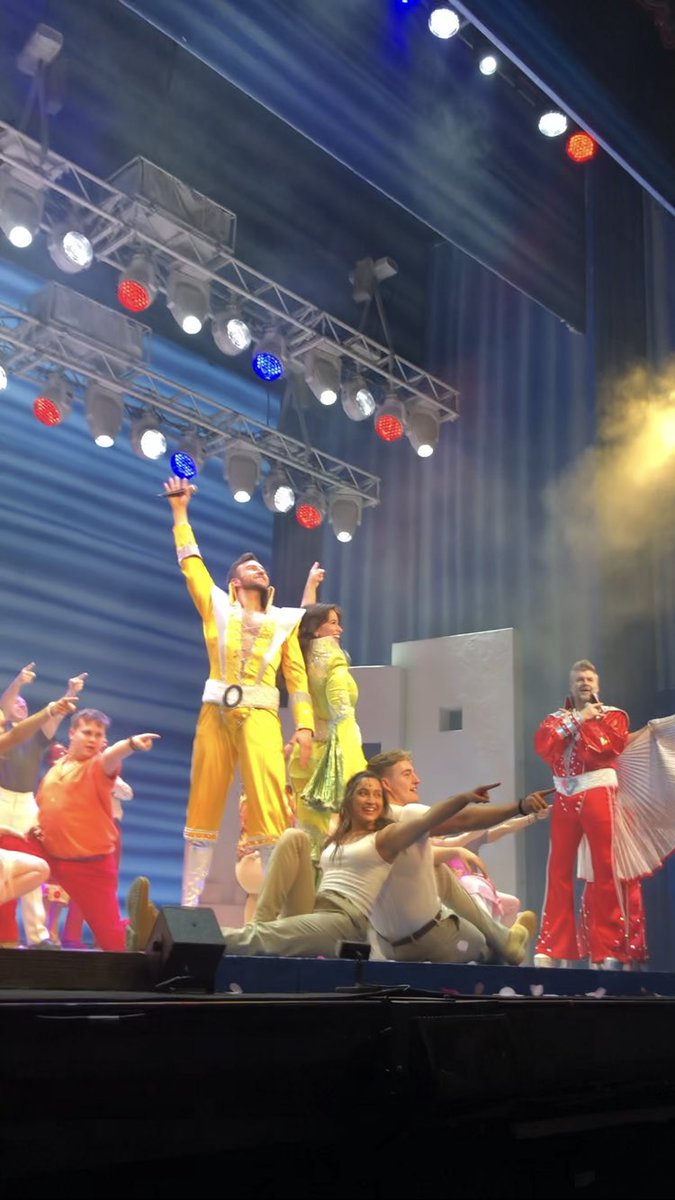 TeamTashOBrien's tweet photo. I wish the current @MammaMiaMusical tour cast a wonderful last show and will leave you with this message ❤️‍🩹
Special thanks to @tisfortash for being an absolute angel - I’m incredibly grateful for you 🥰😘💜💙 https://t.co/wvR97IeaAX