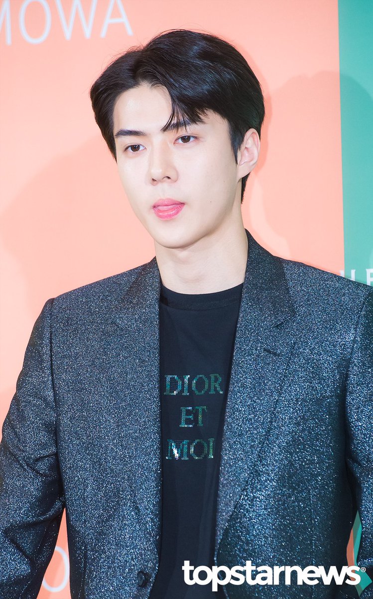 sehunpicture's tweet photo. #세훈 #SEHUN https://t.co/34AGZyEG5D