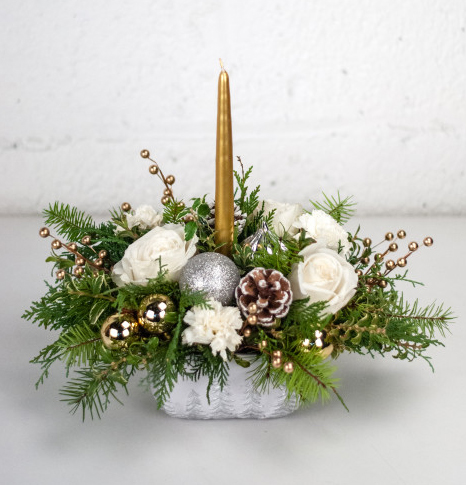New Year's Eve flower #arrangements and #centerpieces are available at our flower shop locations or online at RockcastleFlorist.com.

#newyearcelebrations #newyearseveflowers #celebratewithRockcastle #florist #flowers #shoplocal #familyflorist