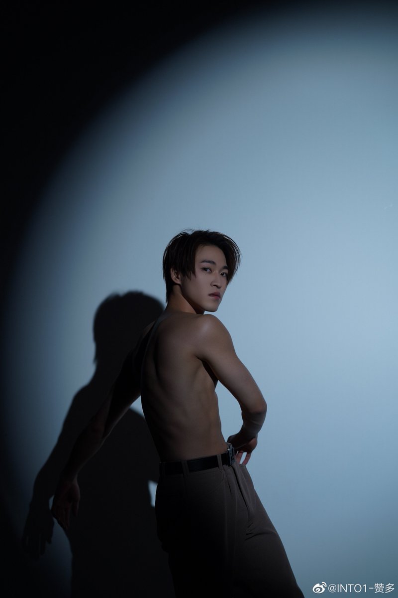 unocharming's tweet photo. ¥#€€}@&6@)& aaaaaaaaaaaaaa
QUÀ CUỐI NĂM KHỦNG VL ANH TÁN 🥵🥵🥵🥵🥵
Kiếp trước pất lực đã cứu cả thế giới 😭😭
Uno Santa
#Santa_Alpha
#SANTA_BattleKing
#UNOSANTA
#INTO1Santa
#Uno_Champion
#SANTA https://t.co/nP9IP1nzqR