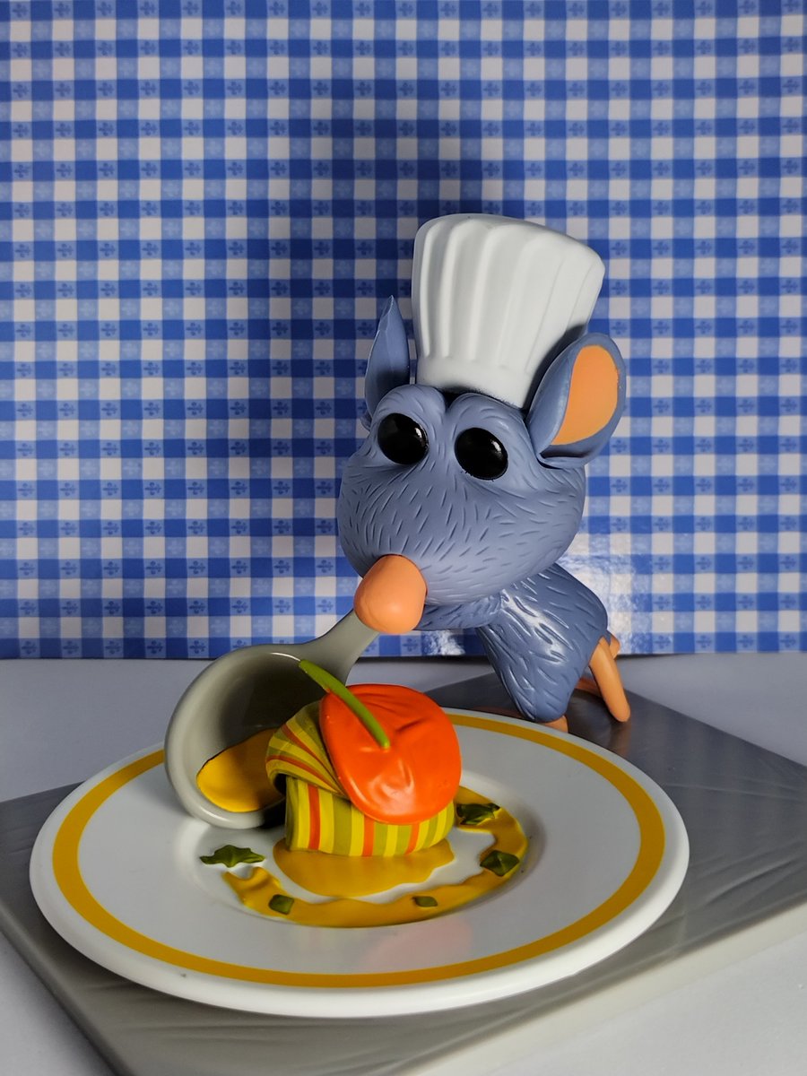 C_Sfunko19's tweet photo. My last pop of 2022 won this in a giveaway and I love it! #boxlunchexclusive #funko #funkopop #disney #remy #Ratatouille https://t.co/v9wqD5HOzO