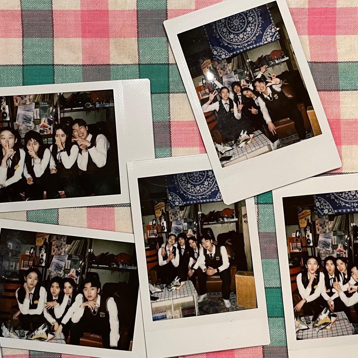 Hyunwook &amp; Bona update IG 

usn kimtaeri_official kapan? 😆

#KimTaeri #TwentyFiveTwentyOne