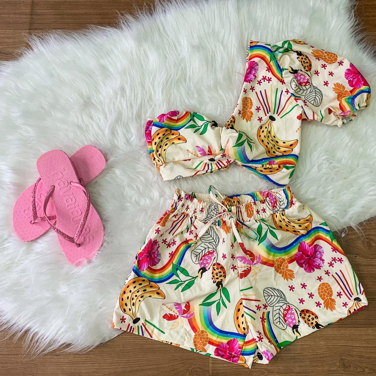 Conjunto estampado disponível na loja ✨

💰R$110,00

📍Rua Jupara, loja 250B - Mangueira