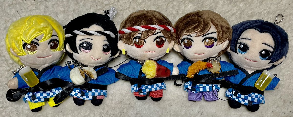htfgt_chami's tweet photo. 姪Cの大好きな
A.B.C-Z/BOU!NEN!KAI!
をBGMに
今年は久々に現場へ行け、コンサートに聖地巡りに舞台にとたくさんのえび活が出来ました🥳
皆様本当にありがとうございました😊
来年もよろしくお願いします🤩
改めまして、カンパーイ🍻
#ABCZ
#Gocoichi2ndSeason
#えびぬい
#BOUNENKAI
#忘年会 https://t.co/OWKRCL2x6K