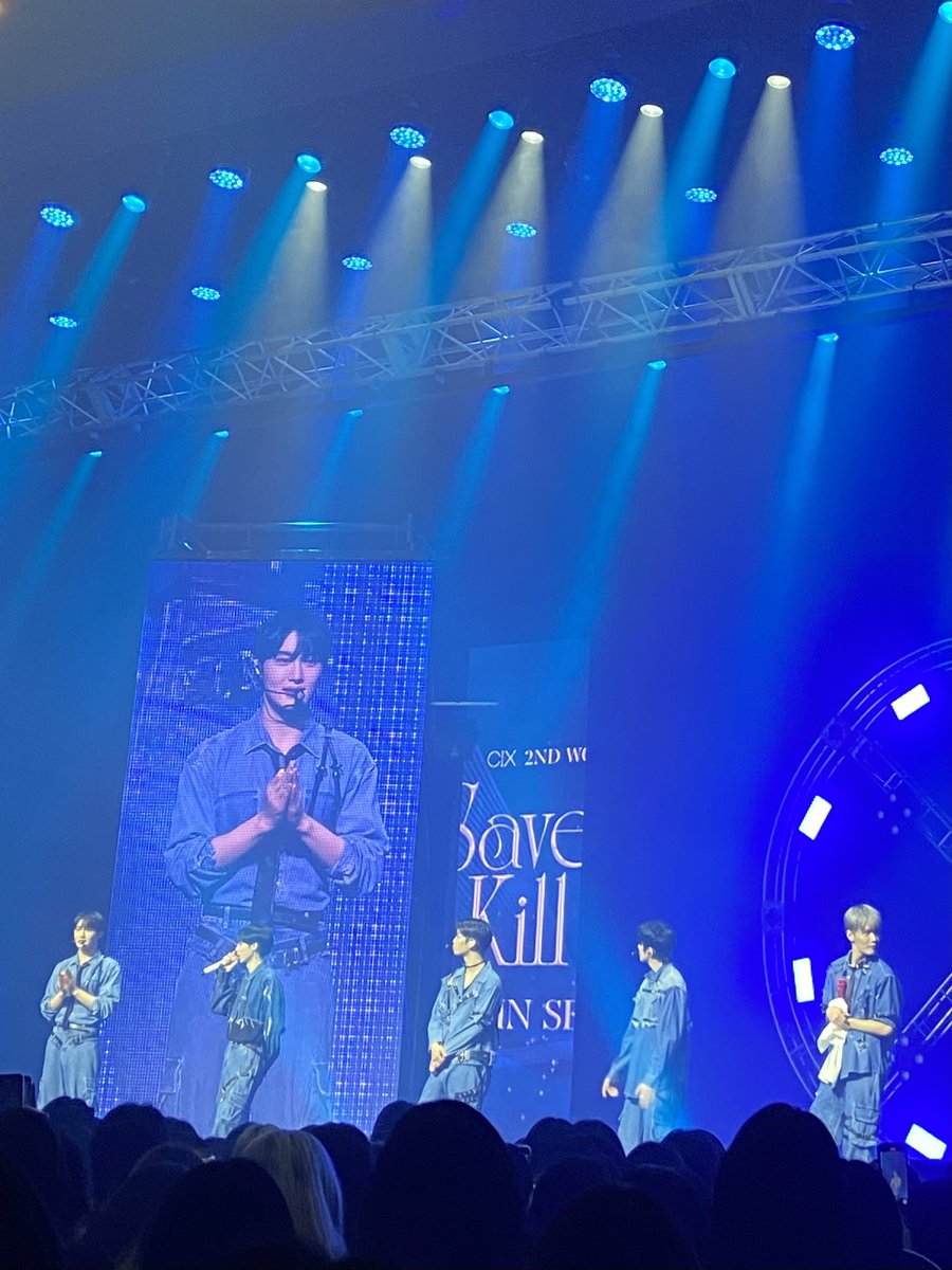 ynsukii's tweet photo. 이 친구들이랑 영원했음 좋겠다 https://t.co/bZlvP4UzOx