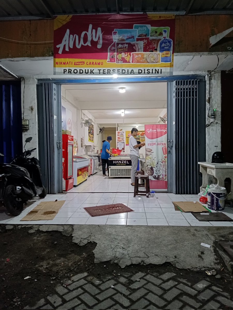 myusufsyaiful's tweet photo. Tahun baru ojok lali adat e frwenn https://t.co/VAPQAqBad6