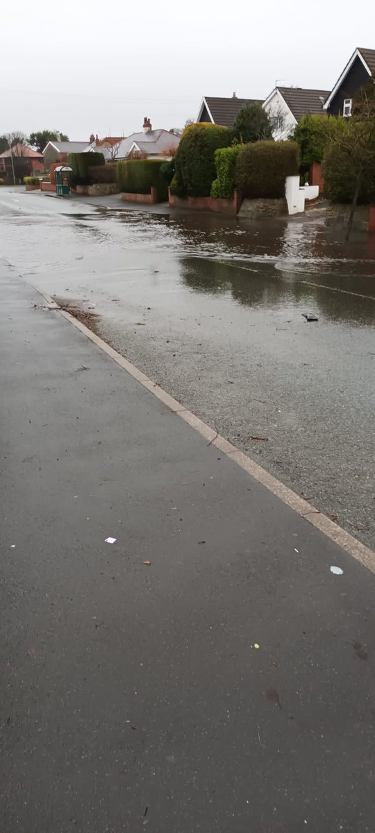 InvisibleElf's tweet photo. @LancashireCC This is still flooding every time it rains. First reported over 3 months ago!
Rang your emergency number, but you’re closed. 
Reported to the police &amp; fire service as this is a hazard to motorists and extreme danger to pedestrians 
Disgraceful https://t.co/WVIZQh8Gv8