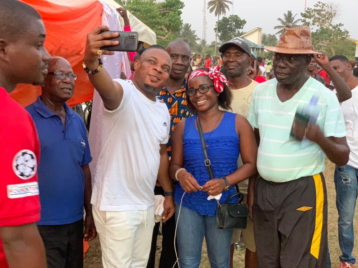 DentuFoundation's tweet photo. SAM DENTU FOUNDATION ORGANIZES CHRISTMAS
SOCCER TOURNAMENT AND DINNER FOR THE YOUTH OF KOMENDA.
On Friday 30th December, 2022, Sam Dentu Foundation organized an inter-electoral area soccer competition and dinner for the youth of Komenda with the theme
1/5
#KEEAMpuntu https://t.co/SmFKgR4Idb