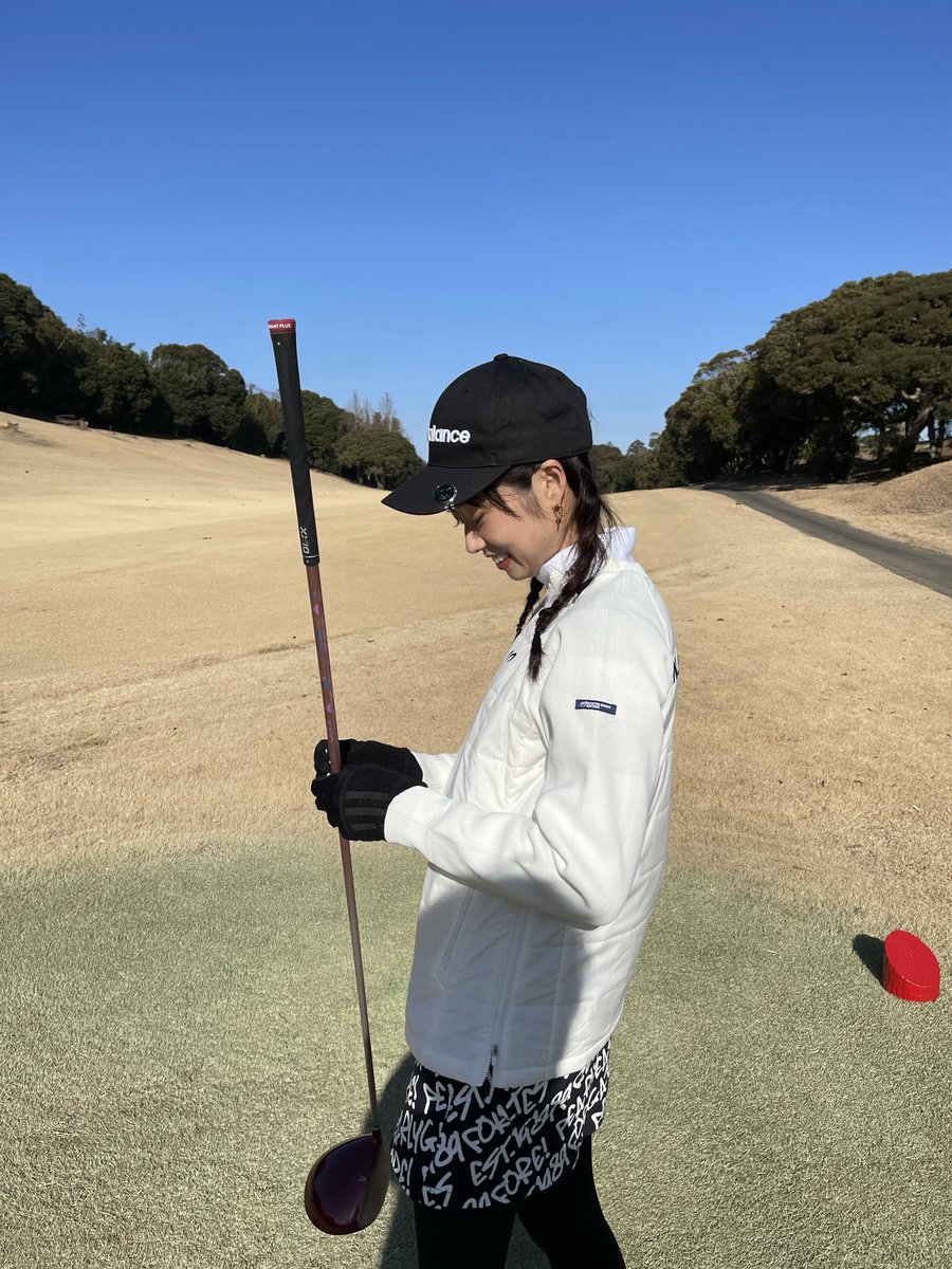 今年もあと少し！
来年は髪伸ばそ💇‍♀️