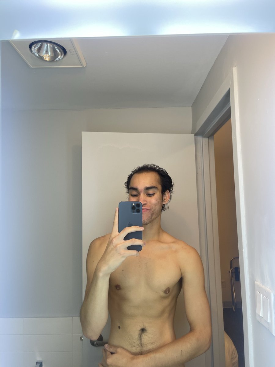 DavidAzucneaSal's tweet photo. since 22’s over , and it was the first year i was ever comfortable in my own skin here’s the favs https://t.co/u3l66GhB3C