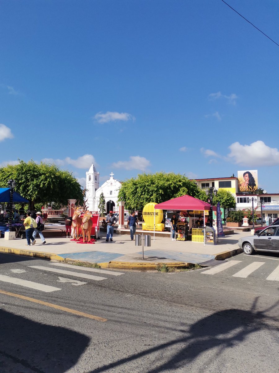 OilPanama's tweet photo. Ayer estuvimos en el Parque Porras de la ciudad de Las Tablas📍 junto a @lubristonepty 🏁 promocionando nuestros lubricantes con excelentes promociones💯

Esta pendiente de las próximas activaciones 😎

Distribuidor @rsimportscompany_pty

#GlobalOilPTY #GlobalOil #Lubricantes https://t.co/SRUlEBhjT6