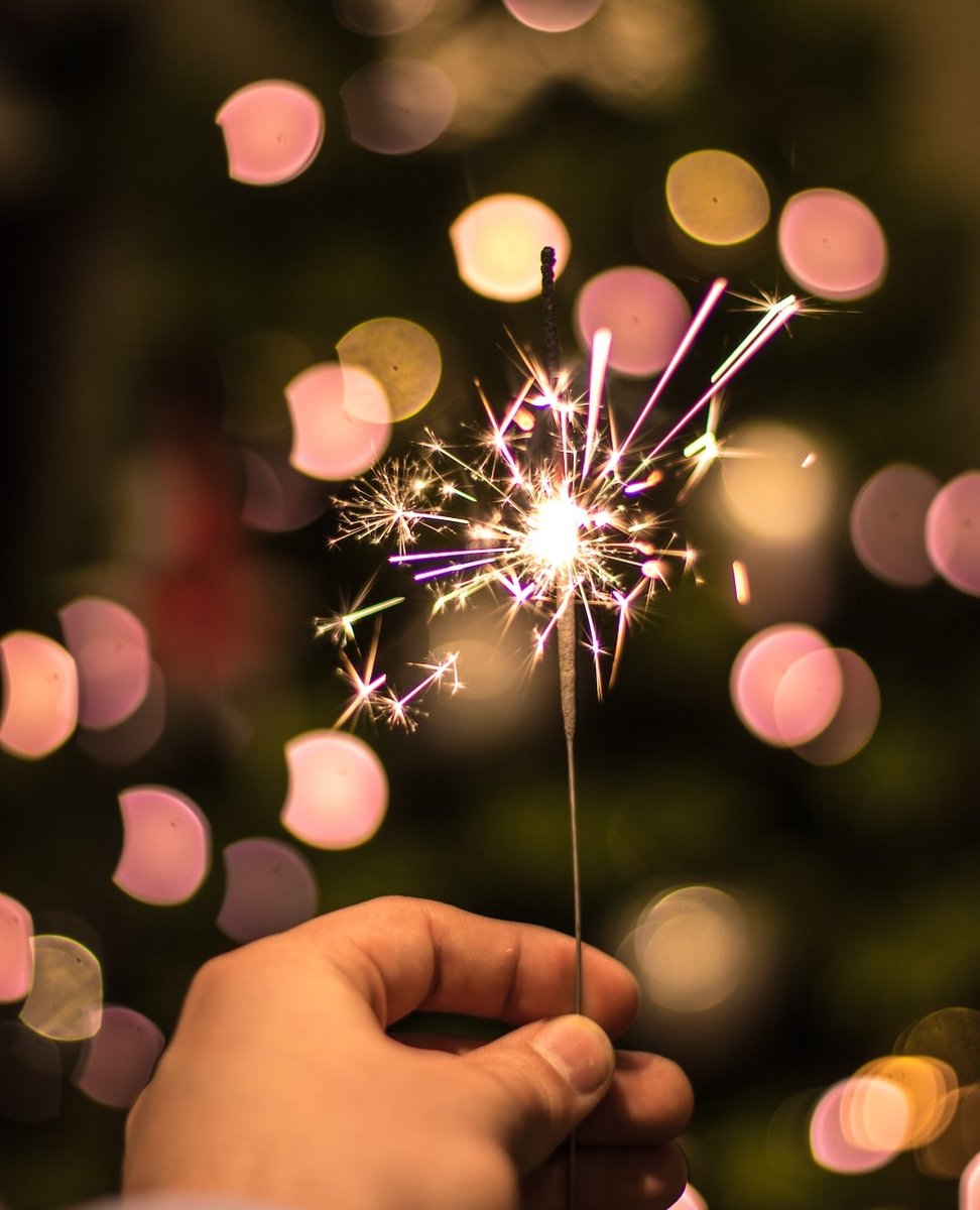 RoastersOwl's tweet photo. We love the holiday hustle and bustle but be sure to take time to savor these new years eve moments with a little rest &amp; relaxation while sipping on something warm!

#blackowlroasters #ctcoffee #connecticutcoffee #ctlocal #localct #lebanonct #smallbatchroaster #Ctsmallbusiness https://t.co/o6iDmQbNSs