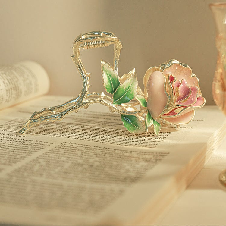 prettiestavenue's tweet photo. vintage rose claw clip https://t.co/VgIdGgcHbJ