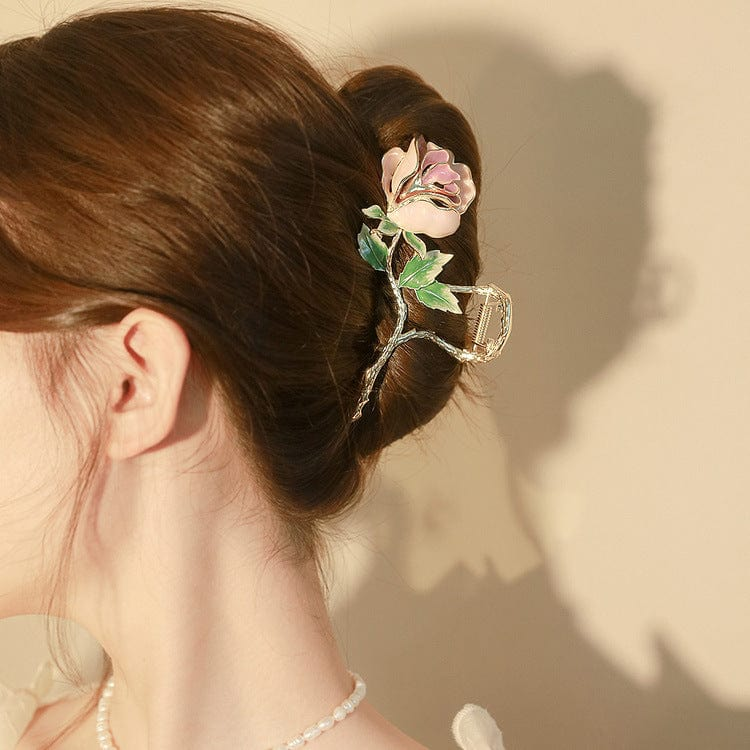 prettiestavenue's tweet photo. vintage rose claw clip https://t.co/VgIdGgcHbJ