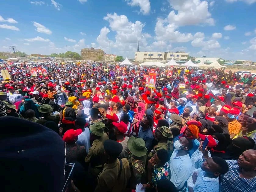 For those who doubt the Political arithmetic of H.E.<a href="/aliiroba/">HE. Capt. Ali Ibrahim Roba, EGH, MP</a>,  to use this gathering as sample to justify that Ali Roba is the political architect of northern  Kenya .
<a href="/UDMKenya/">United Democratic Movement (UDM)</a> will definitely bring victory home. Save this tweet.