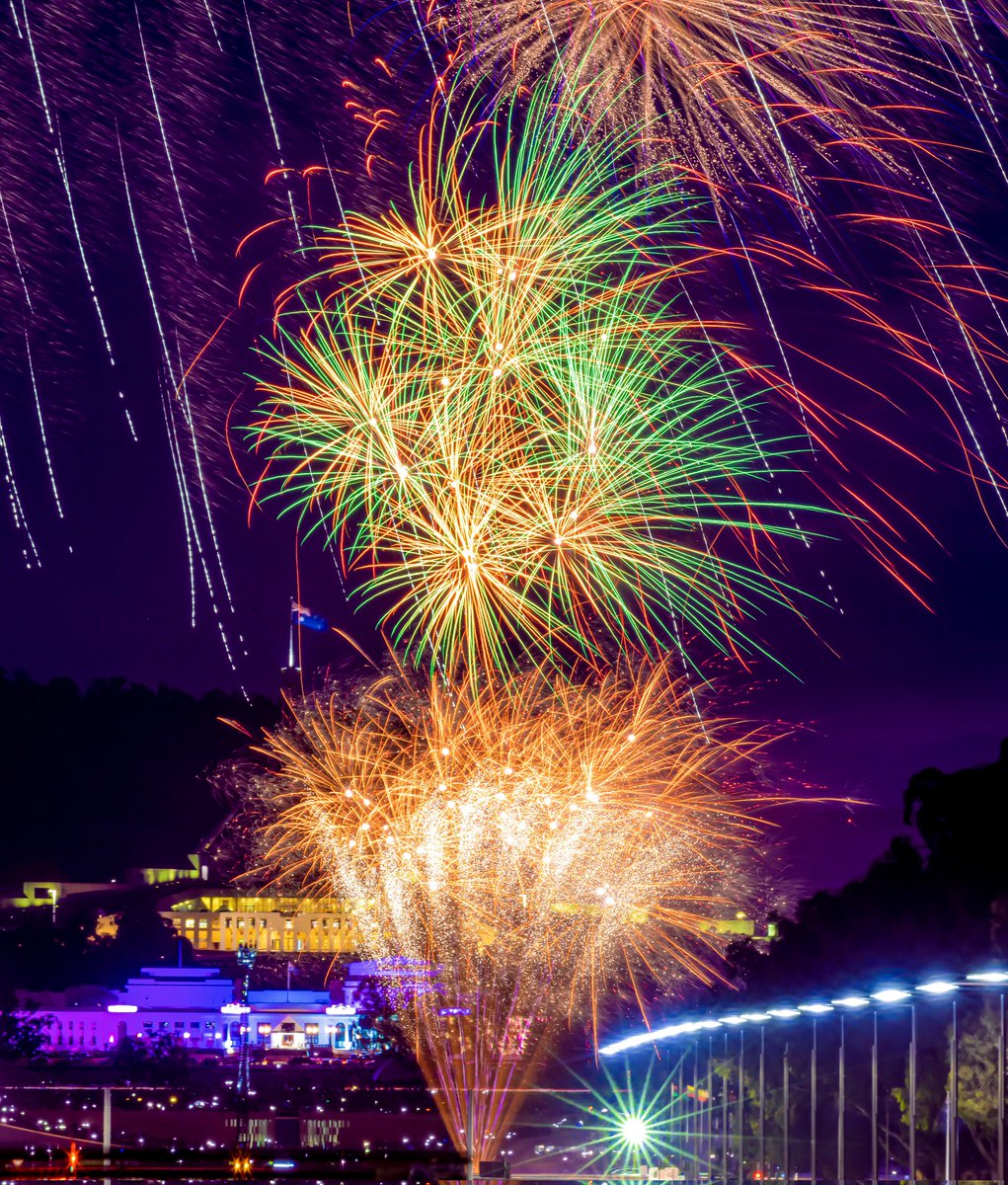 H E L L O   2 0 2 3 !

❤️❤️❤️

#happynewyear #2023 #newyear #celebration #spectacular #firework #parliamenthouse #oldparliamenthouse @visitcanberra @Australia