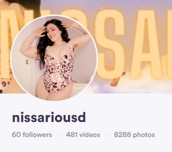 Happy New Years eve everyone!! <3  I have a sweet juicy deal for those who want to binge my sexy content