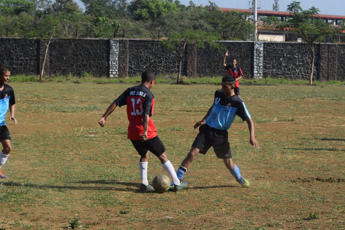 IN_INSShivaji's tweet photo. Get, Set.. Goal!!!!
Match day!! @IN_INSShivaji
Red Royals v/s Blue Vibrant
Red Royals fought well, Blue Vibrant emerged to be the champions with 3-2
#Football #Sportsmanship #Teamwork #fitness #OverallDevelopment #FitIndia
#OutdoorGames #HealthisWealth #HealthyMind https://t.co/nad2oqtCMB