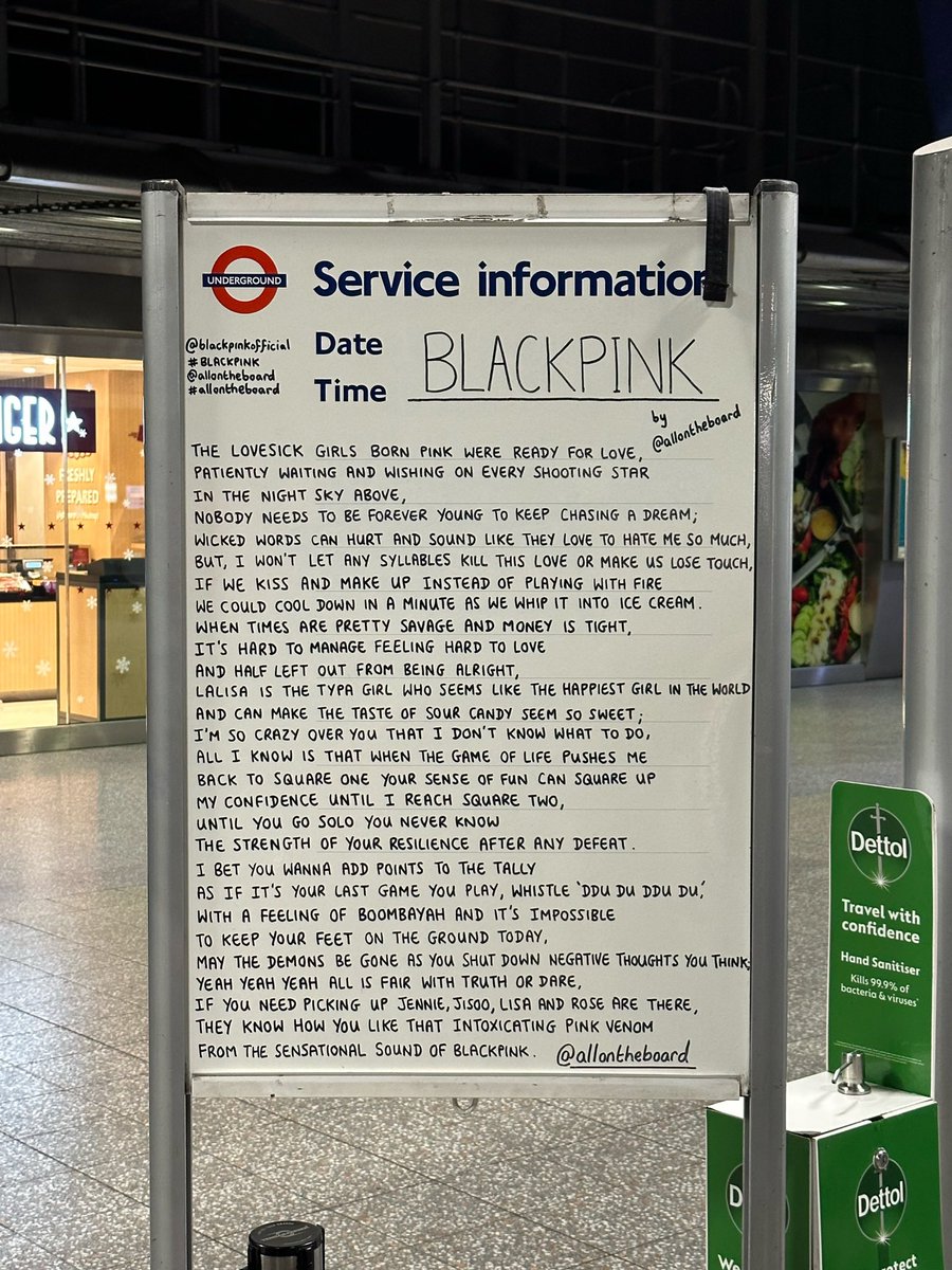 Met the living icon <a href="/littledica/">LittleDica</a> with <a href="/SYNTHsims/">- ̗̀ SYNTH ̖́ -</a> earlier this month to see Blackpink! Hope everyone has an amazing 2023 🎇🎉