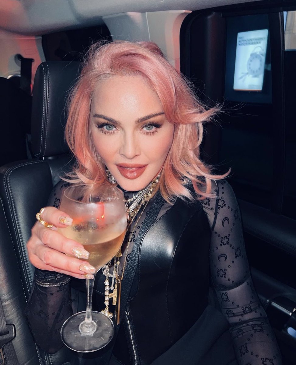 Madonna Daily (fan account) tweet media