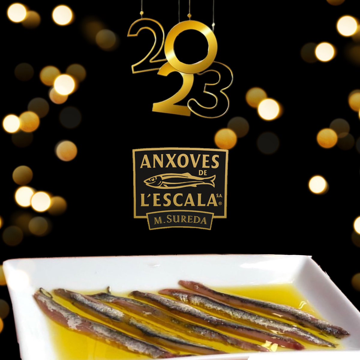 anxovaescala's tweet photo. Despedim un altre any, 2022 👋🏼 

🔜Aquesta nit comencem el nou any, que tinguem molts somnis per complir, projectes per realitzar, gent que conèixer i molta salut i pau per tothom.

🤞🏻✨ Bona entrada d’any🎉

#happynewyear #2022bye #hello2023 #anxovies #lovelife https://t.co/WqbvNGdh5K