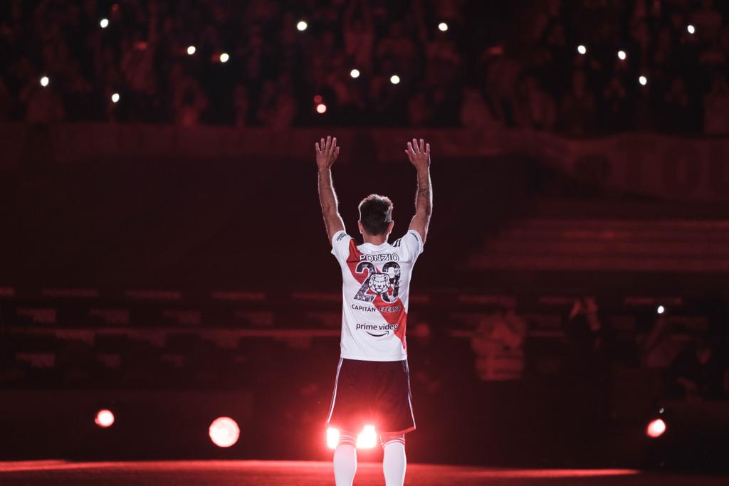 Un año inolvidable ❤️
Les deseo a todos un muy feliz año y gracias por tanto cariño!