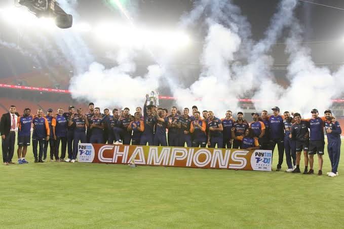 Fantasy Cricket Pro 🏏 (Viren Hemrajani) tweet media