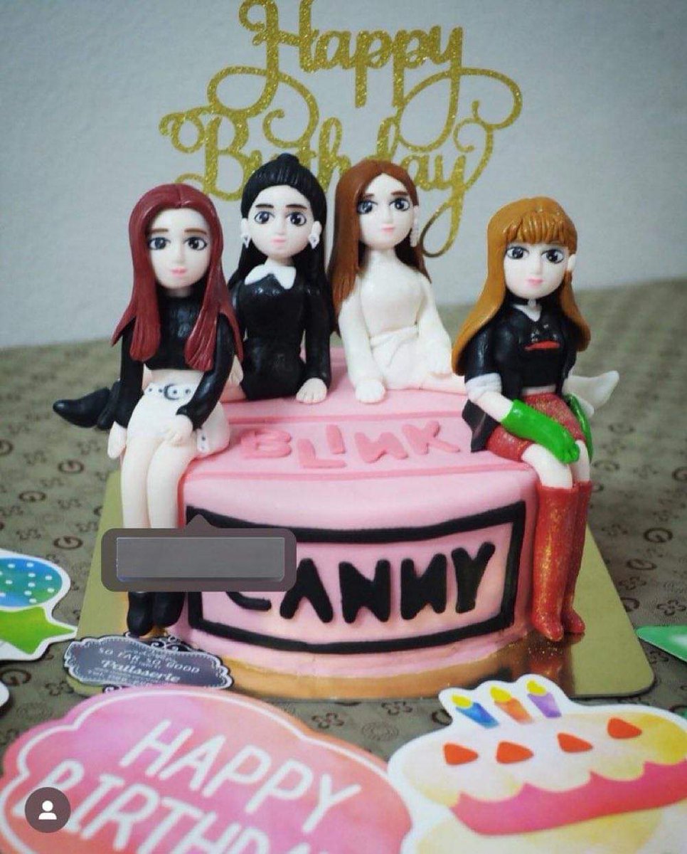 baemon_0's tweet image. Canny (Chikita) pre-debut pictures! She’s a thai and a BLINK 🇹🇭

#YGNGG
#Baemon

📷 @/baemonenthu