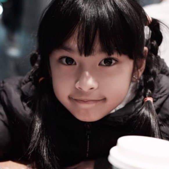 baemon_0's tweet image. Canny (Chikita) pre-debut pictures! She’s a thai and a BLINK 🇹🇭

#YGNGG
#Baemon

📷 @/baemonenthu