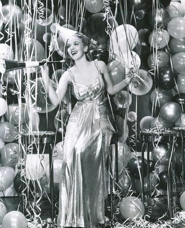 Whether you are staying in or going out, we wish you all a very Happy New Year!

#newyear2023 #ateliermillinery