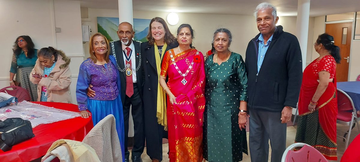 MilaapCentre's tweet image. It is never too late for sharing good memories,
 here are some memories of Milaap Centre's Diwali event 2022.
@RBKMayor #Diwali #diwali2022 #multiculturalfamily #communitycentre #elderly #eldrlycare #charity