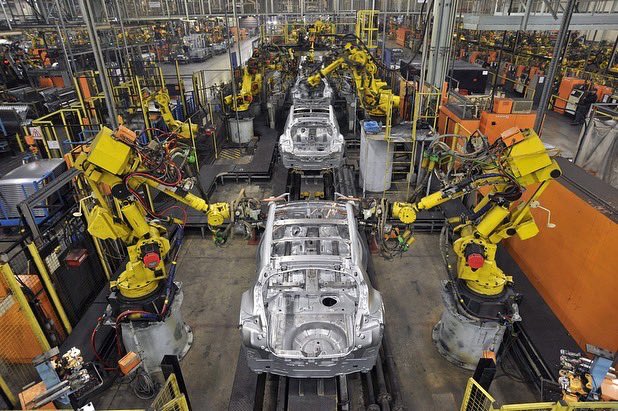 وزارة الصناعة توقع مذكرة تفاهم مع شركة هيونداي موتور للعمل على تعزيز صناعة السيارات في #السعودية، والتخطيط لبناء مصنع سعودي للتجميع الكامل للسيارات الكهربائية والتقليدية