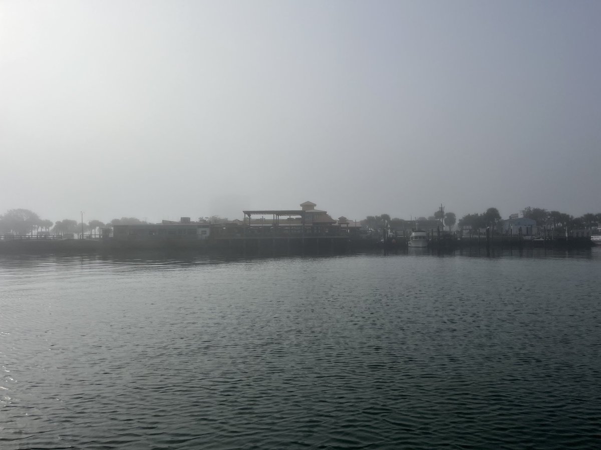 Foggy morning ⁦<a href="/RustysInThePort/">Rusty's Seafood & Oyster Bar</a>⁩ ! See you later and #happynewyear