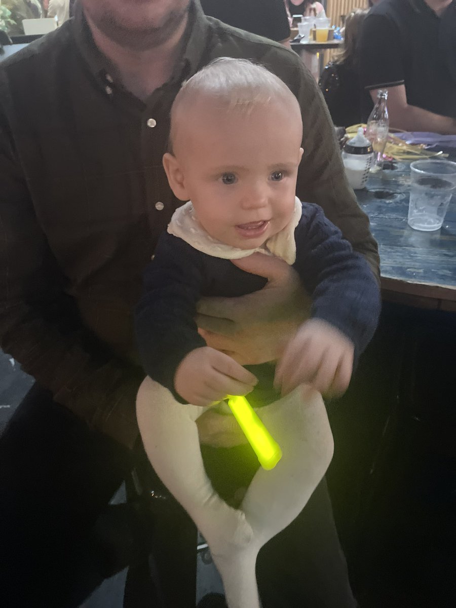 Chell_DeVille's tweet photo. Nancy’s First Rave ☺️🙌🏻💃🏼 https://t.co/qyw2WVsafA