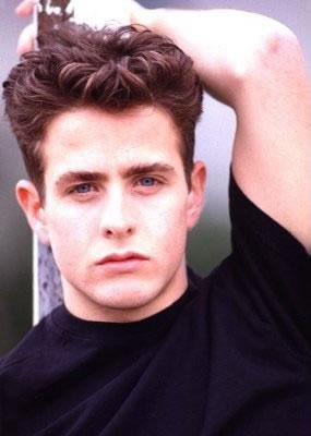 Happy Birthday to Joey McIntyre . 