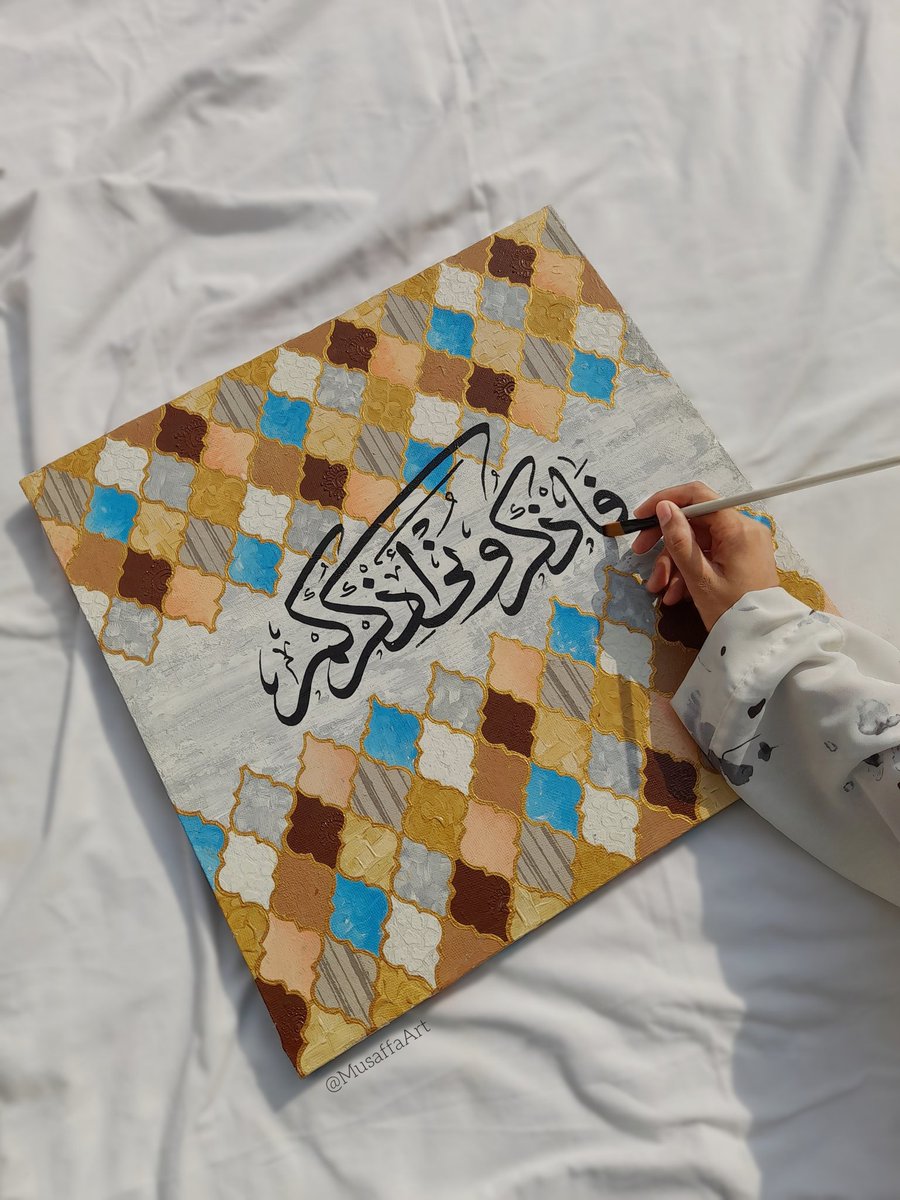MusaffaSiddiq's tweet photo. Some of my artworks of 2022 🖤 https://t.co/ZgEUib0oXw