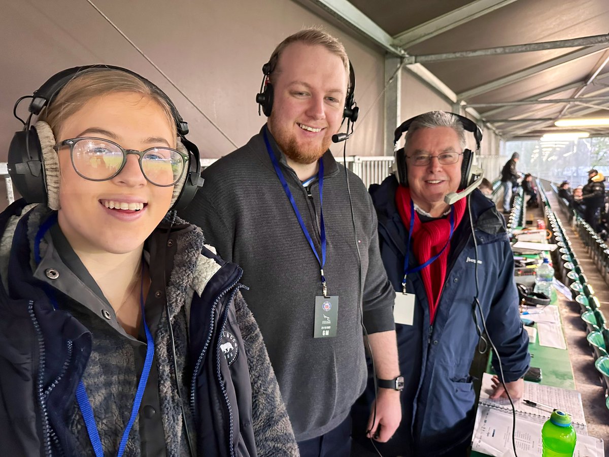 BathSound_Radio's tweet photo. Going live here at The Rec for @BathRugby v @FalconsRugby. Tune in at https://t.co/x9870fmERJ to hear commentary of the match from Allan, Tom and Enya. Match kicks off at 3pm! https://t.co/OZpQSU5WML