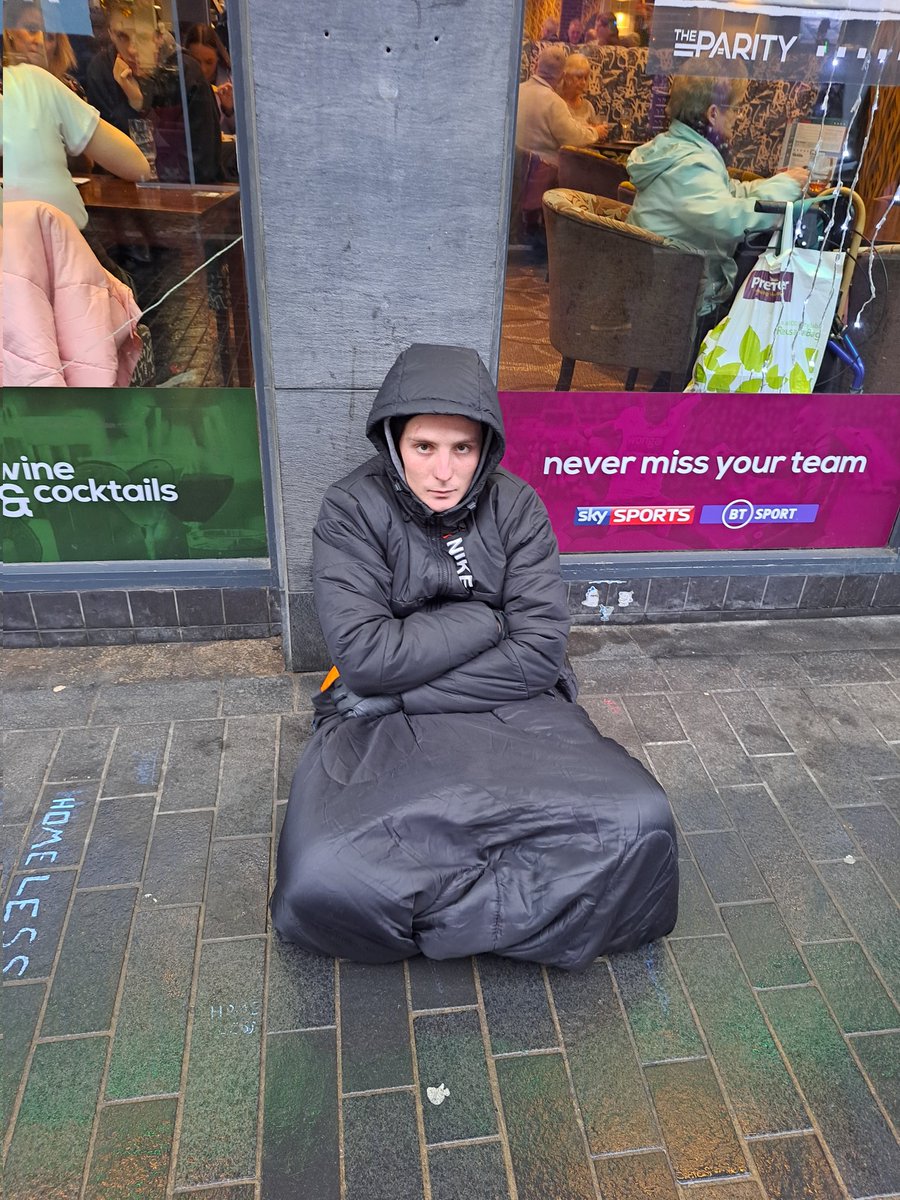 Dear <a href="/RishiSunak/">Rishi Sunak</a> it's new years eve 2022, I am 28 years old and I am homeless, this is not a third world country so why is no-one helping me?

#BrokenBritain