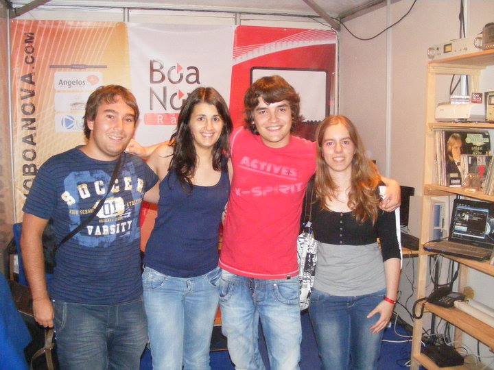 Hoje é o último dia do <a href="/EspalhaFactos/">Espalha-Factos</a> e por isso, perdoem-me, vou esticar-me nas lamechices e nas memórias.

Nestas fotos está só uma parte muito ínfima de tudo o que vivemos e faltam pessoas muito importantes, que não esqueço.