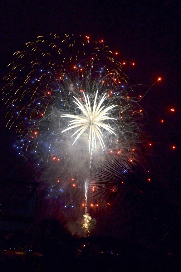 cliqevents's tweet photo. Earlier images. It's all systems go at Alba Hotel Meru. Great entertainment, food, drinks and splendid fireworks display. Mapema ndio best. Secure your space now for an exquisite new year crossover.
#newyear2023
#albahotelsmeru
#kamanuandband
#cliqdjs https://t.co/x3AirF19qT