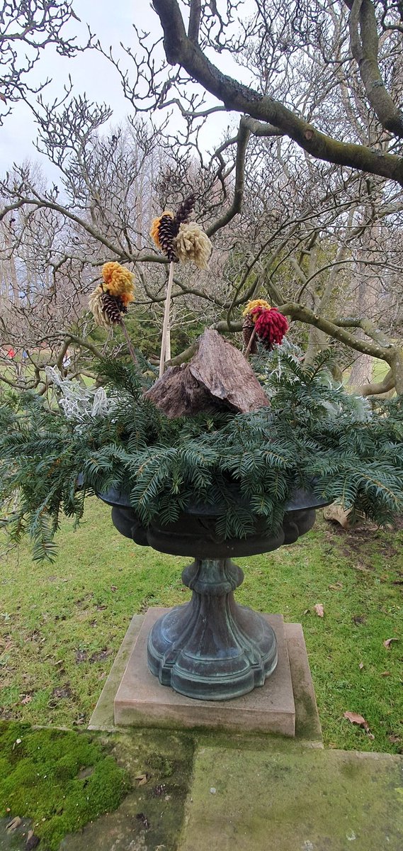 cottbus_info's tweet photo. Silvester-Spaziergang im Branitzer Park Cottbus. Dort sind so viele schöne Details zu entdecken.
#Cottbus
#branitz
#pueckler https://t.co/K8ju0RR7cn