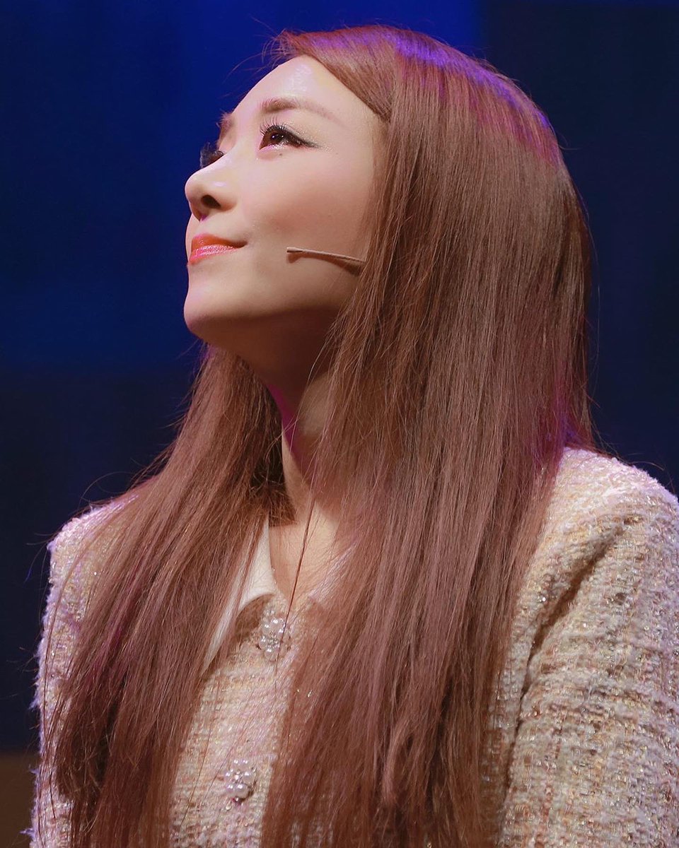 watermooon's tweet photo. 2022년의 행복이 생각나지도 않을 만큼

2023년에는 더 많이 웃고 즐겁고 행복합시다아:)

부족함 없이 늘 넘치게 사랑해 주셔서 정말 감사해요

더 깊고 좋은 사람이 되겠습니다:)

#감사해요
#새해복많이받으세요 https://t.co/GjHSQY6H4M