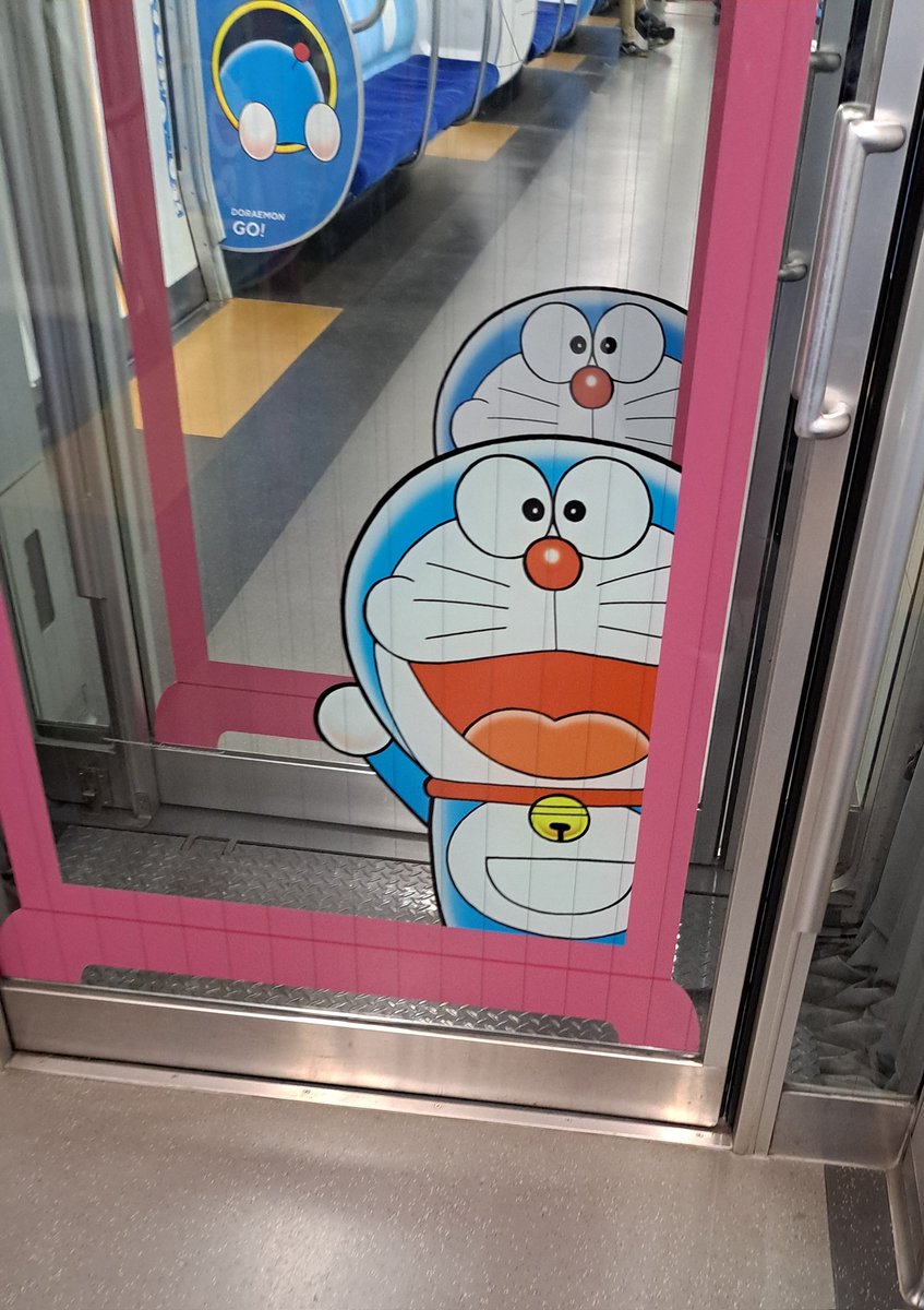 「年の瀬最後に乗った電車はこの子。もうね。運命でしかなかった。 」|とりか🌕 4/2スーパーヒロインタイム委託参加のイラスト