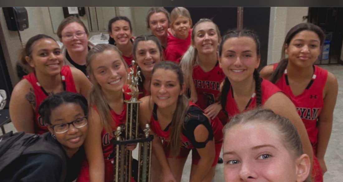 Congratulations Lady Cards! Murray Christmas Tournament Champions!