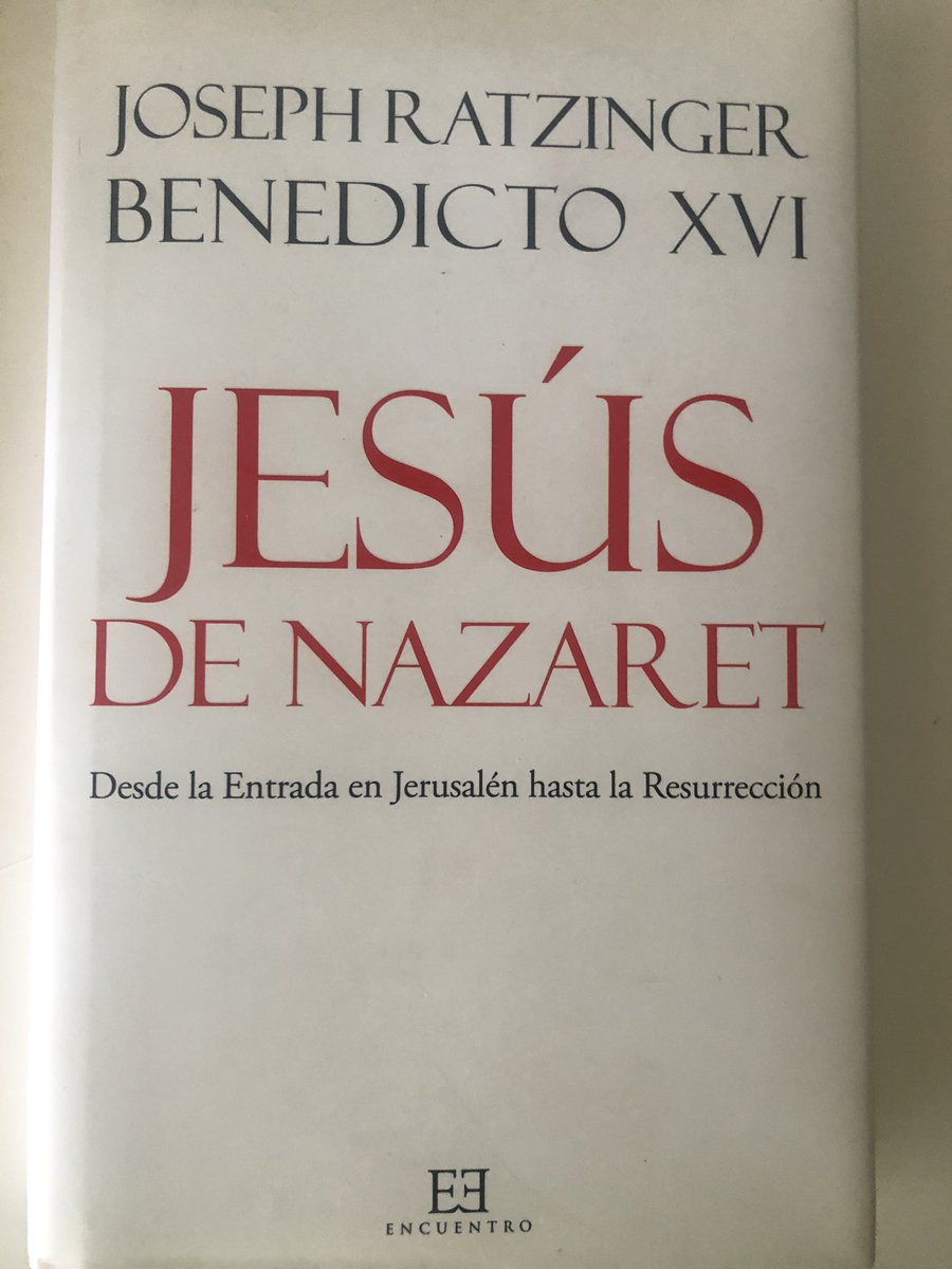 “Solo si Jesús ha resucitado ha sucedido algo verdaderamente nuevo que cambia el mundo y la situación del hombre. Entonces Èl, Jesús, se convierte en el criterio del que podemos fiarnos. Pues, ahora, Dios, se ha manifestado verdaderamente”. Descanse en Paz.