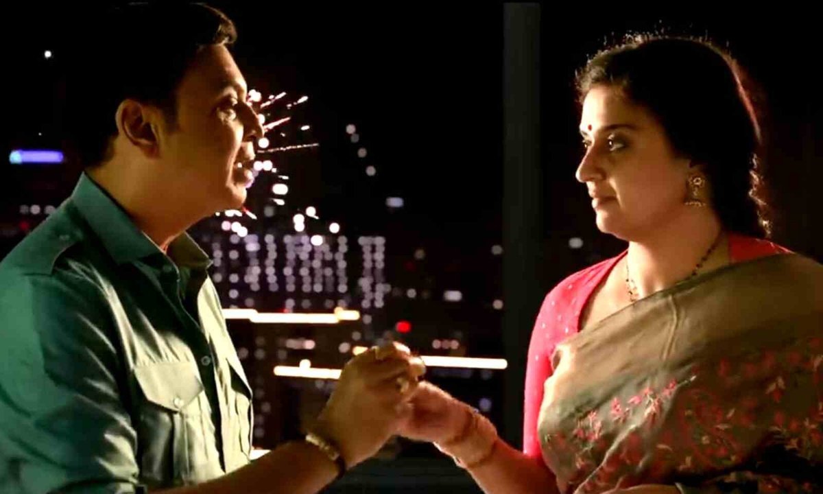 Latest Naresh and Pavitra Lokesh Lip Lock Kissing video, Pavitra Marriage