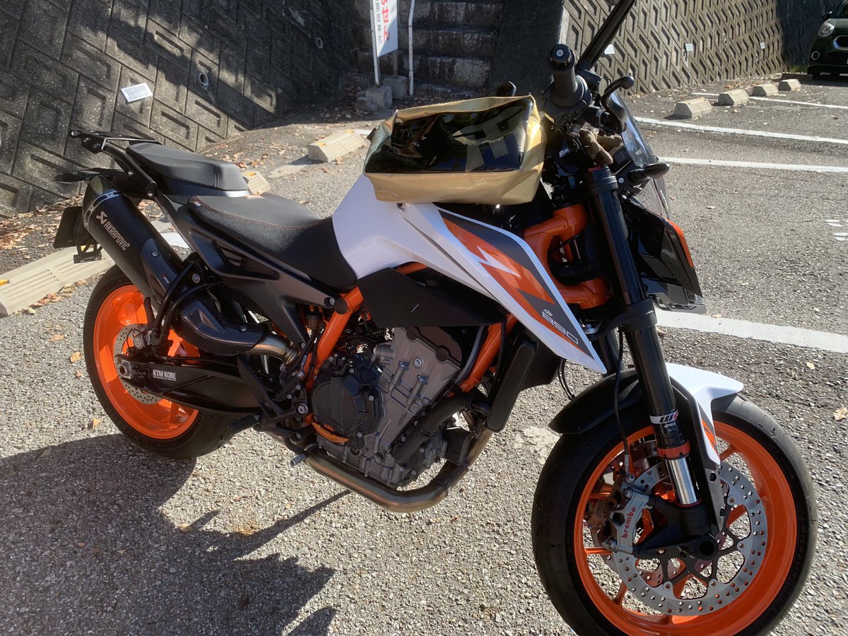 VStromCRFct125's tweet photo. 𝐻𝑎𝑝𝑝𝑦𝑁𝑒𝑤𝑌𝑒𝑎𝑟🦀
今年もこの子達ともどもよろし

くお願いします(ﾉ*>∀<)ﾉｷｬｯｷｬｯ

今年は皆さんのとこに行きます

ね🤭🤭🤭
皆さんにとって良い年でありますように   
どぞ(っ´∀｀)っ☕️ https://t.co/KgIfdqZnSO