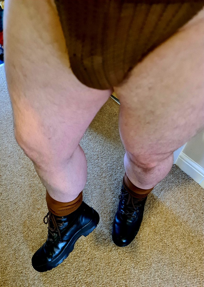 Mancsite's tweet photo. 2️⃣0️⃣2️⃣2️⃣ Kinky yr focus Jun: Saw MRM, what a packed weekend me switch to become an #abdldaddy  with #abdlhypno #electro vers for #fisting #fistpigs session also had @PupRufusAD #piss from the tap and something a little 🤎 https://t.co/Jj42FEJLlz