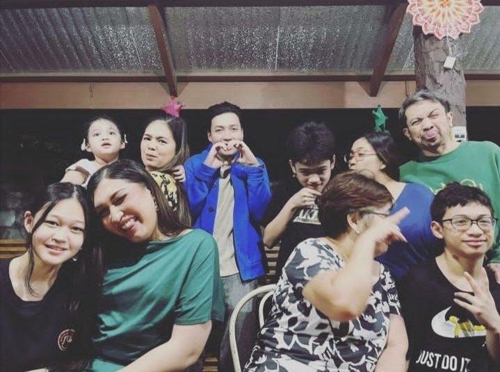 davechesterlim's tweet photo. Juane's Family ๐
#nathanjuane | #pbbnathan | @nathan_juane โ๏ธ #rafjuane | #pbbraf | @raf_juane ๐ https://t.co/gQr3OnygzX