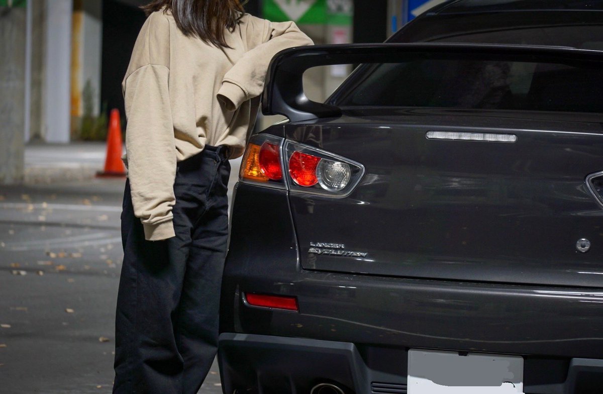 あけましておめでとうございます🎍🎉
2022年　転職して、一人暮らしして、エボ買って…やる事リストひとつひとつクリアしていく年だったな～💭
私の人生にブレーキなんてないから今年もやりたい事やってブーンと生きていく予定です！
今年も皆さんよろしくお願いします🙇‍♀️✨